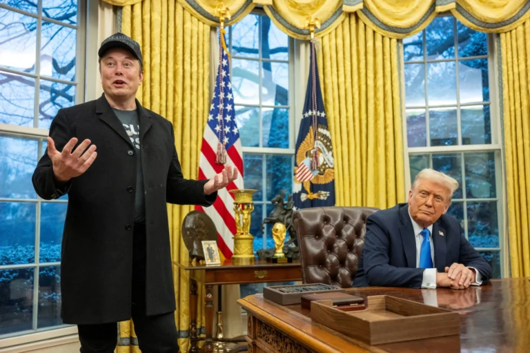 AFP__20250211__36XM279__v2__HighRes__UsPoliticsTrumpMusk-1-scaled