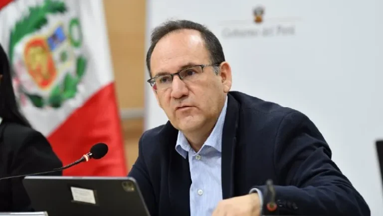 ep_el_ministro_de_economia_y_finanzas_de_peru_jose_salardi