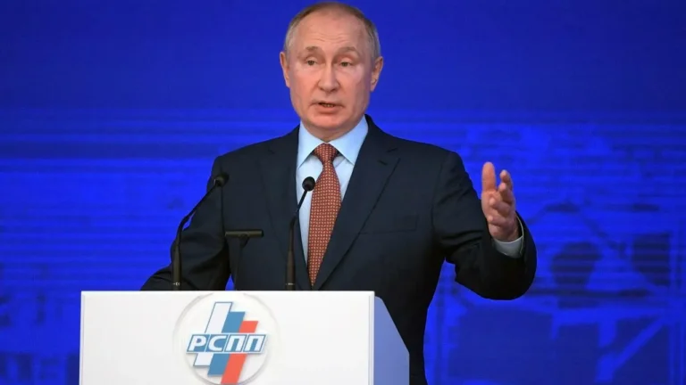 w1280-p16x9-2021-12-17T165412Z_834523356_RC2CGR96J695_RTRMADP_3_RUSSIA-BUSINESS-PUTIN