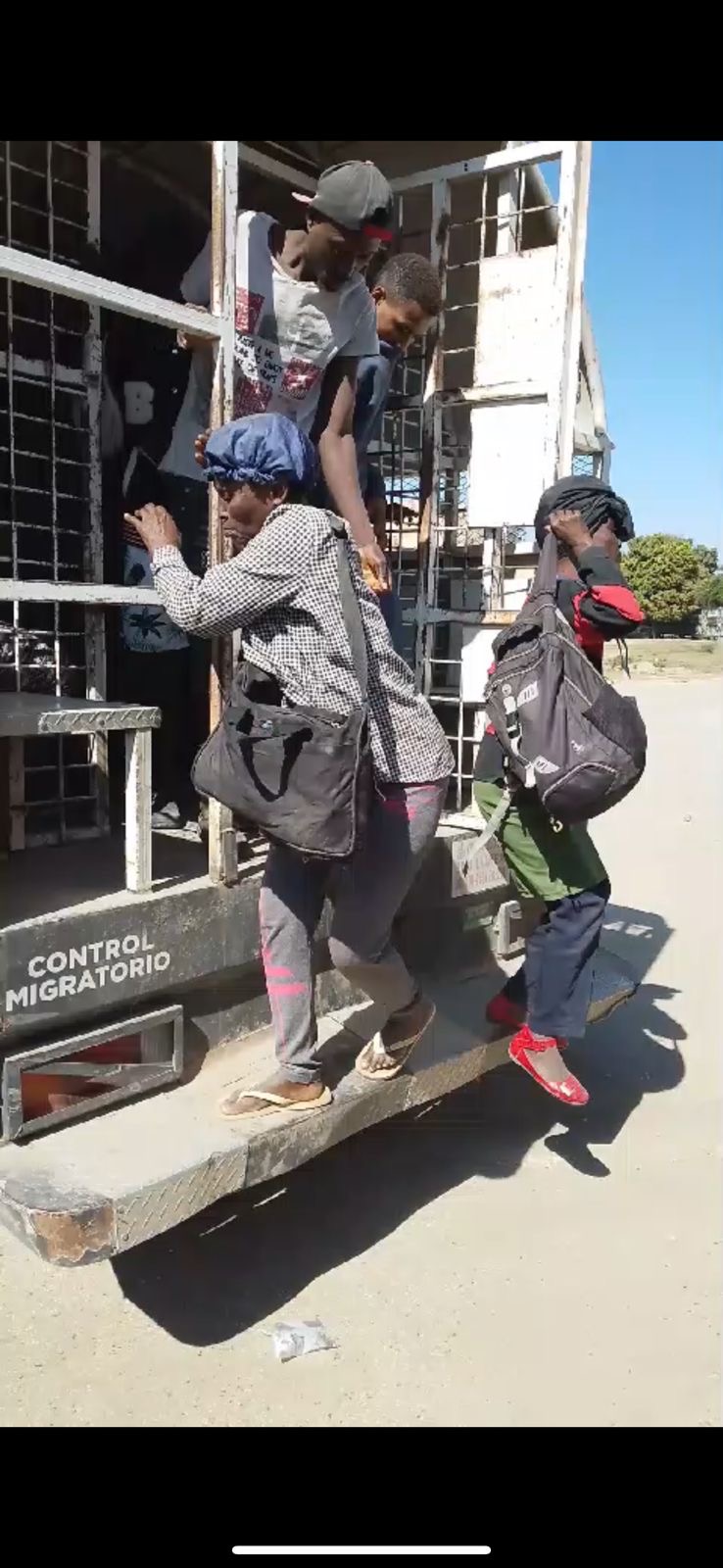 996ff03d-ac85-4c36-a2e4-6f7de9eaa6ac