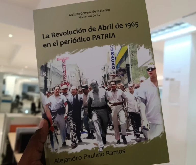 Revolucion-de-abril-en-el-periodico-Patria