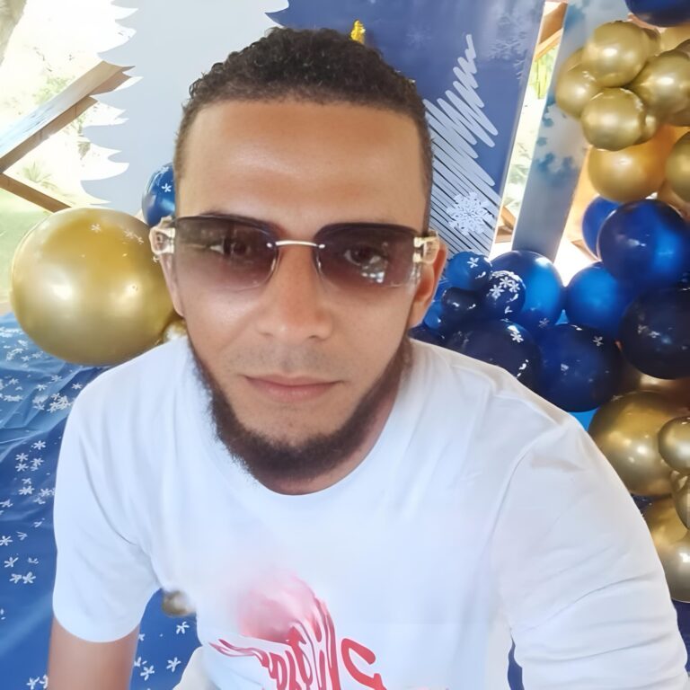 b50592f1-9d8b-4dd3-9945-ceda94712c7d-2048x2048