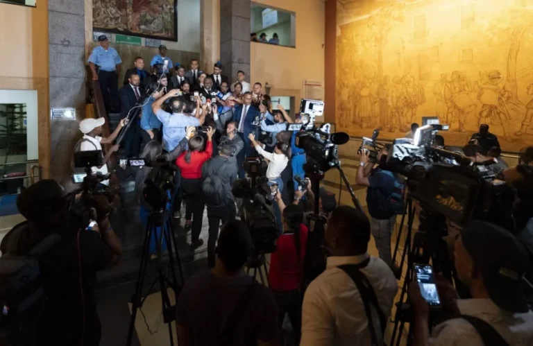 2025-06-19-Audiencia-Fallo-medida-de-Coercion-Caso-Jet-Set_003-1-copia-900x585