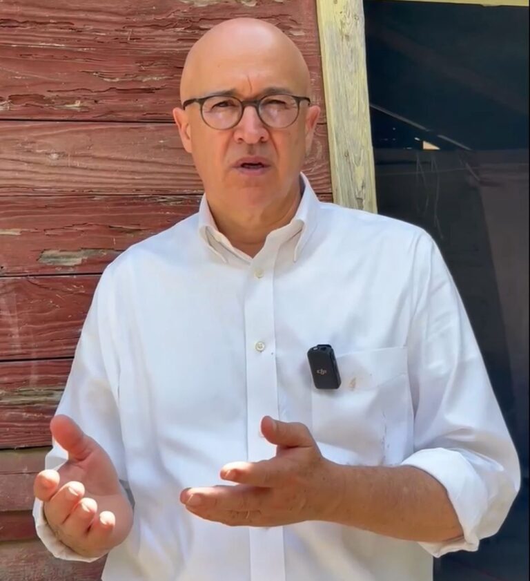 7902f8e0-ecd2-4a11-bbc1-836c5c46afac