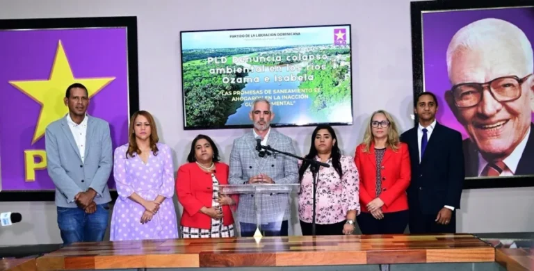 Alfonso-Urena-titular-de-la-Secretaria-de-Medio-Ambiente-del-PLD-900x457
