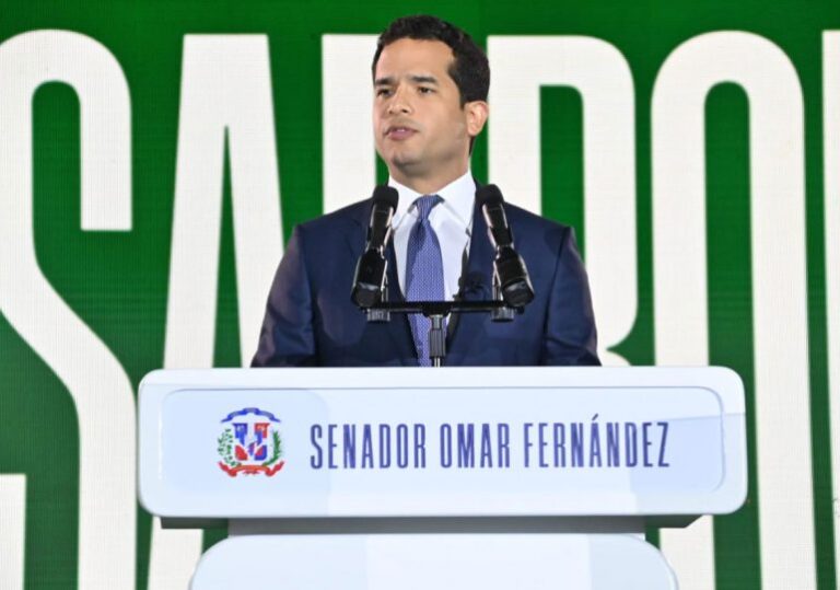 Omar-Fernandez-rinde-cuentas-de-su-primer-ano-de-gestion-como-senador-770x540