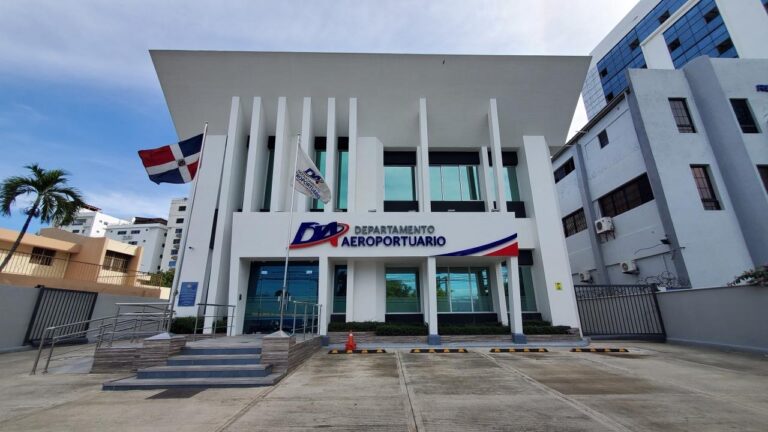 8dcb102f-56e0-4ff6-bf79-137460c9b4b2