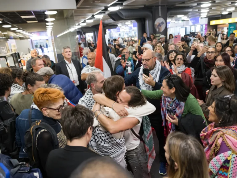 6f4afdd2e6ee806190657c2df4bfe9fa9d63fa0f-90117884