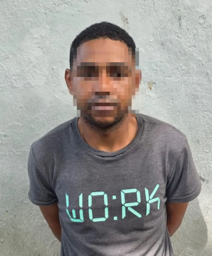 9af5ff93-909a-4e46-a805-61551ac5f375