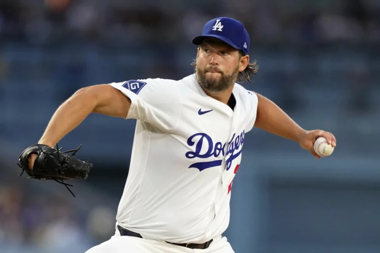 Clayton-Kershaw