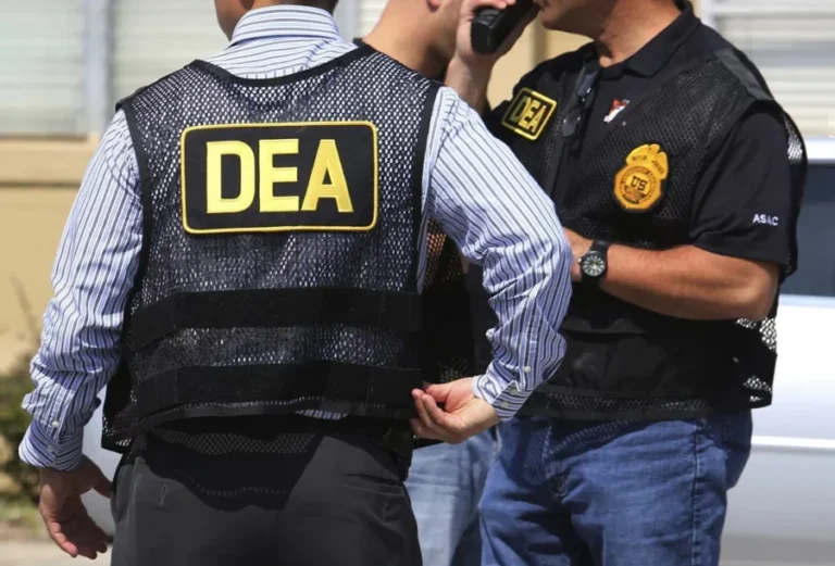 Dea-900x611