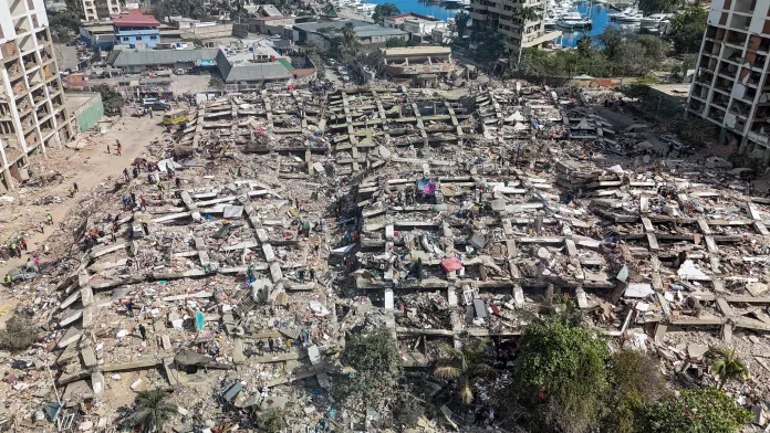 AFP__20260628__B8L87BK__v3__HighRes__TopshotVenezuelaEarthquake-scaled