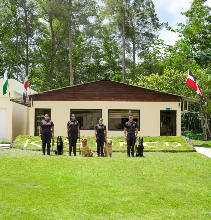 grupal.jpg-scaled