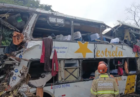 Brasil-autobus-1-accidente