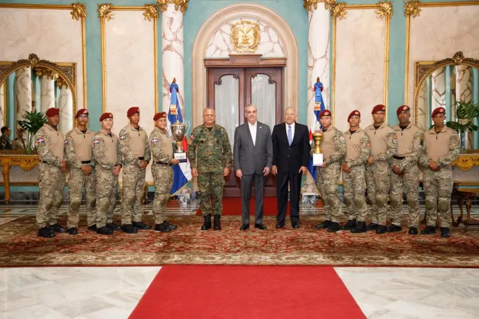 militares-trofeo-y-bautista (1)