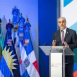 Abinader-llama-ante-la-CEPAL-fortalecer-cooperacion-regional-y-lograr-un-crecimiento-que-llegue-a-los-hogares-12-1-scaled-1